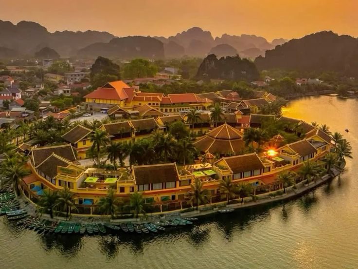 VIETNAM ADVENTURE JOURNEY